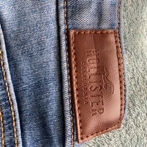 Hollister low-rise Super skinny jeans